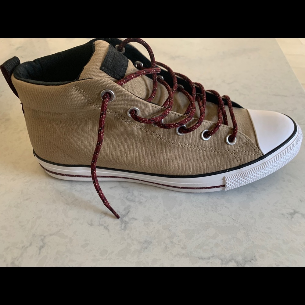 Men’s Converse sneakers
